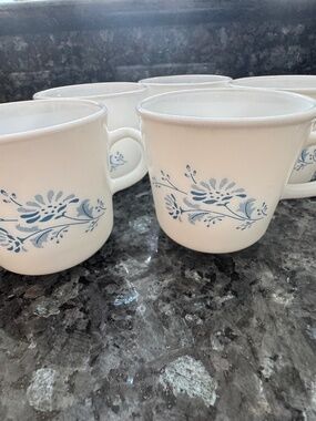 5 Vintage Corelle CORNING Coffee Mugs COLONIAL MIST  Blue Floral Print Excellent